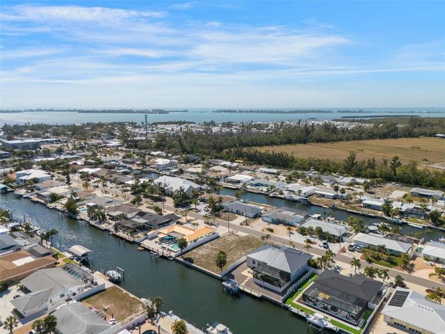 4007 COCONUT TERRACE, Bradenton, FL 34210