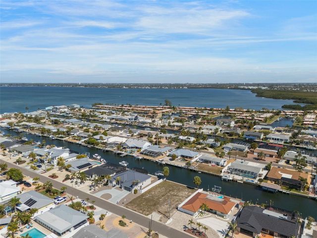 4007 COCONUT TERRACE, Bradenton, FL 34210