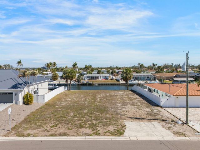 4007 COCONUT TERRACE, Bradenton, FL 34210