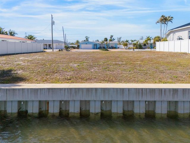 4007 COCONUT TERRACE, Bradenton, FL 34210