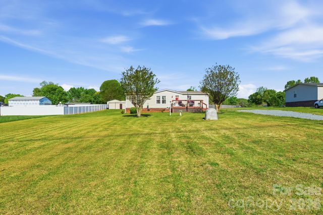 14463 Hatley Burris Road, Stanfield, NC 28163