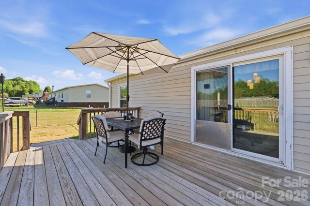 14463 Hatley Burris Road, Stanfield, NC 28163