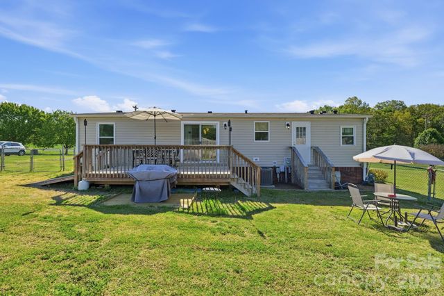 14463 Hatley Burris Road, Stanfield, NC 28163