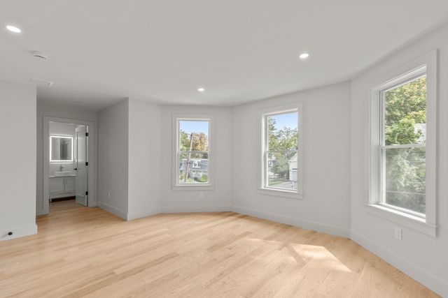 62. Summit Ave, Sharon, MA 02067