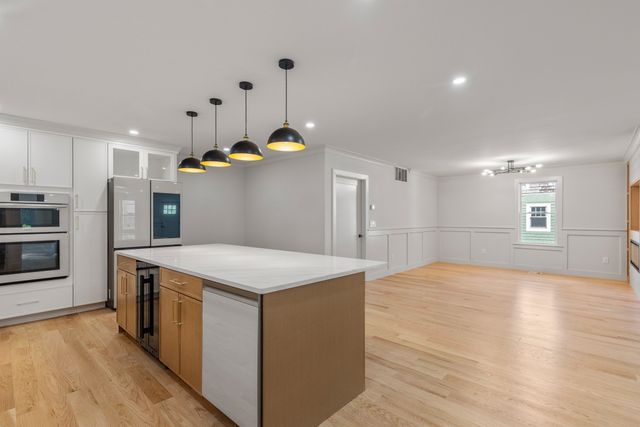 62. Summit Ave, Sharon, MA 02067