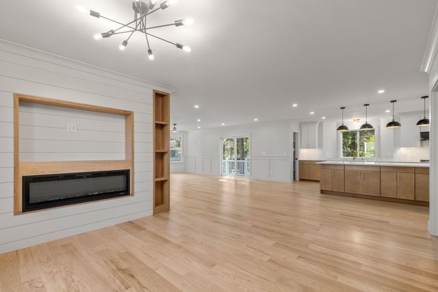 62. Summit Ave, Sharon, MA 02067