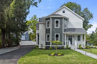 62. Summit Ave, Sharon, MA 02067