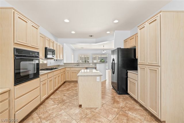 2032 Wolverine Court, Henderson, NV 89052