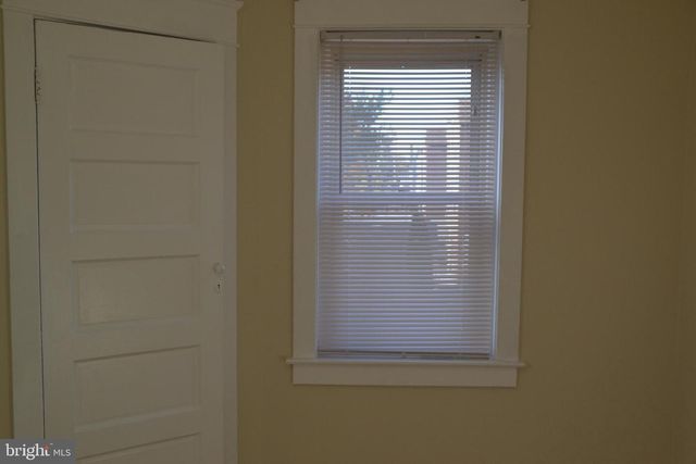 162 BURMONT RD, Drexel Hill, PA 19026