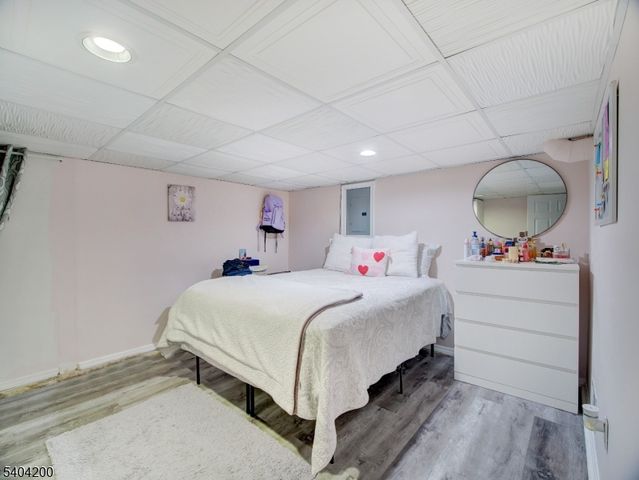 833 Cleveland Ave, Elizabeth City, NJ 07208