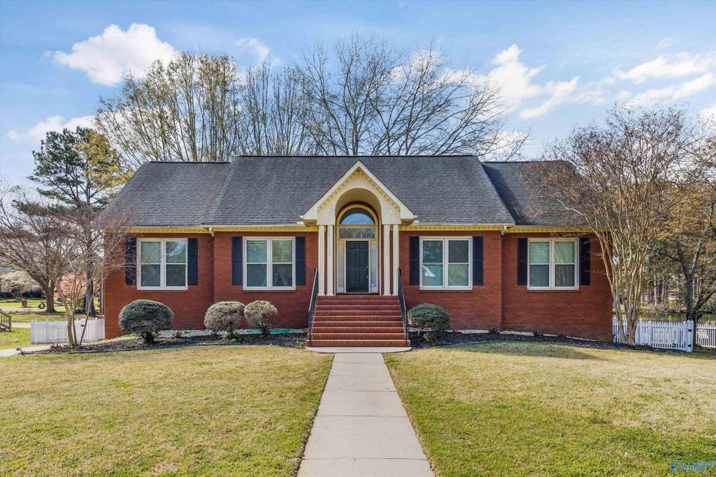 87 Jay Drive, Madison, AL 35758