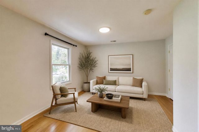 2007 NORDLIE PL, Falls Church, VA 22043