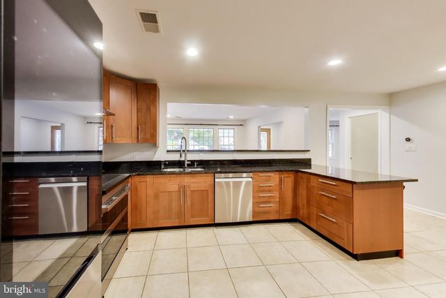 2007 NORDLIE PL, Falls Church, VA 22043