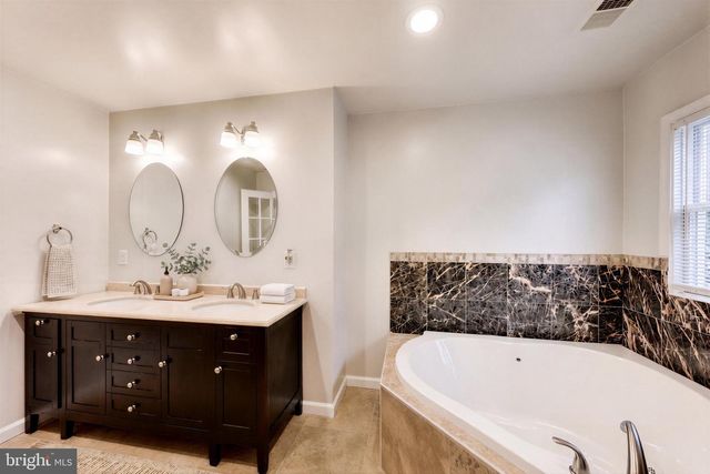 2007 NORDLIE PL, Falls Church, VA 22043