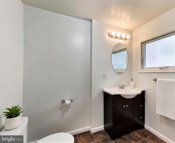 2007 NORDLIE PL, Falls Church, VA 22043