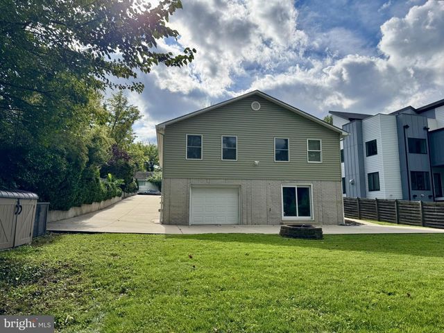 2007 NORDLIE PL, Falls Church, VA 22043