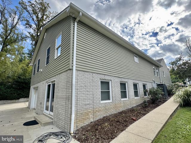 2007 NORDLIE PL, Falls Church, VA 22043