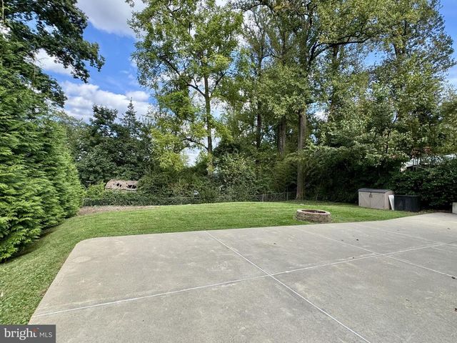 2007 NORDLIE PL, Falls Church, VA 22043