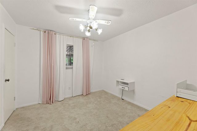 6714 Canyon Way Drive, Houston, TX 77086