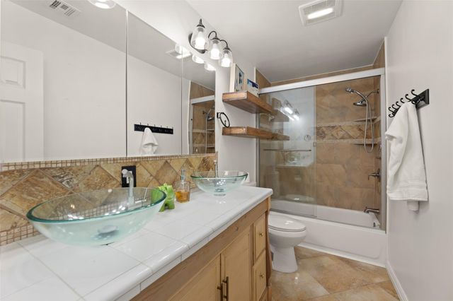 6714 Canyon Way Drive, Houston, TX 77086