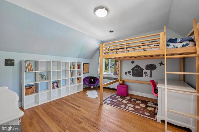 35 LLANBERRIS RD, Bala Cynwyd, PA 19004