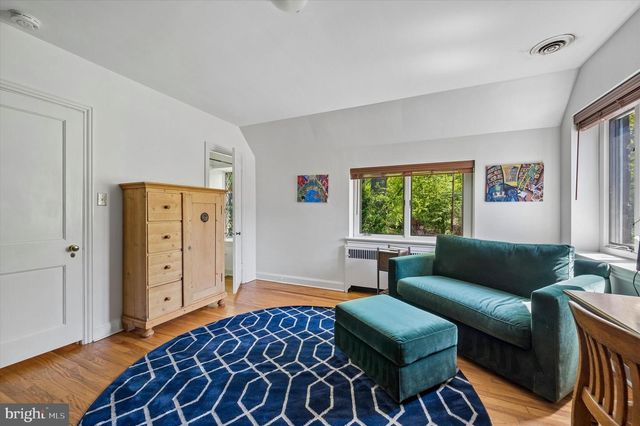 35 LLANBERRIS RD, Bala Cynwyd, PA 19004