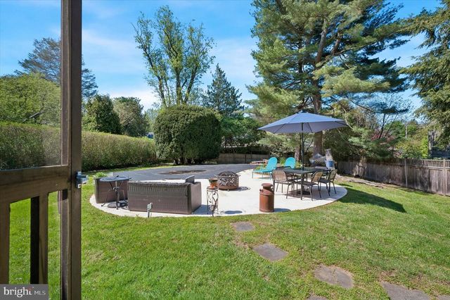 35 LLANBERRIS RD, Bala Cynwyd, PA 19004
