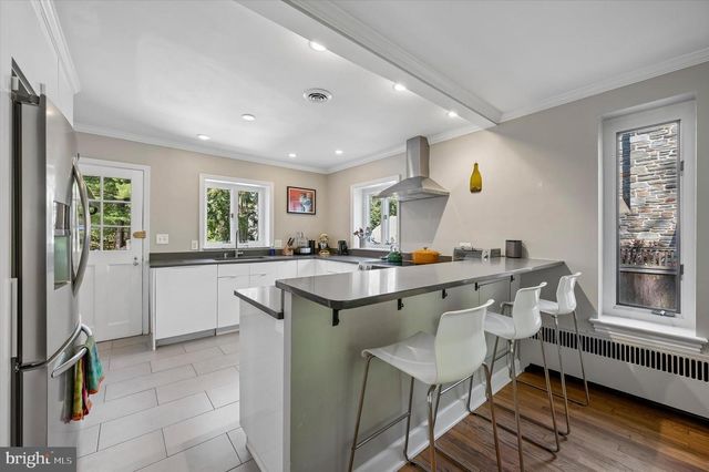 35 LLANBERRIS RD, Bala Cynwyd, PA 19004