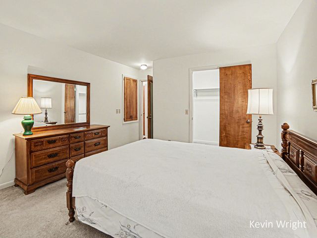 356 N Green Creek Road, Muskegon, MI 49445