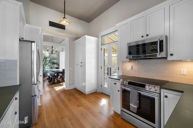 252 N Main Ave Apt 1, Tucson, AZ 85701