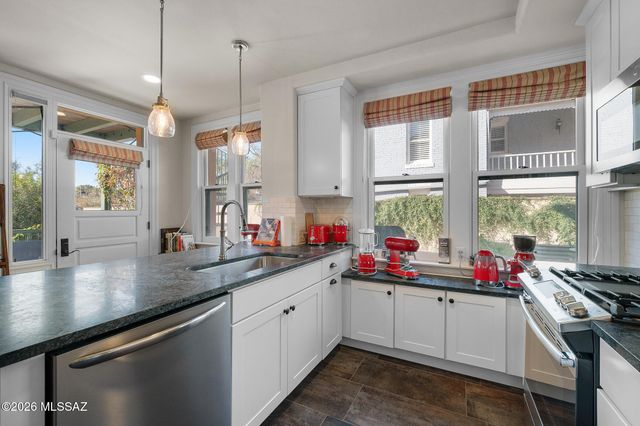 252 N Main Ave Apt 1, Tucson, AZ 85701