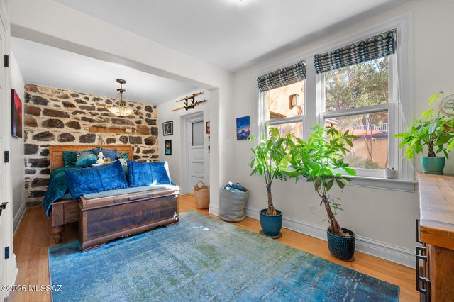 252 N Main Ave Apt 1, Tucson, AZ 85701