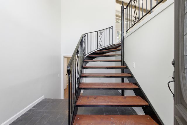 4035 Kings Ln, NW, Nashville, TN 37218