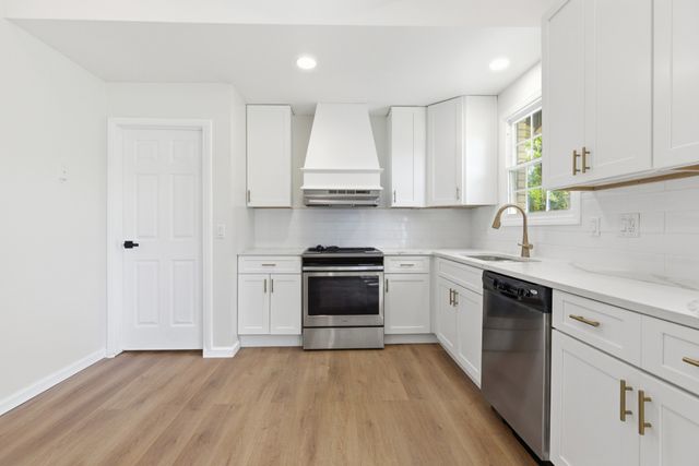 4035 Kings Ln, NW, Nashville, TN 37218