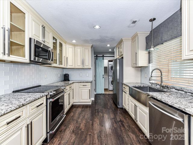 2922 Ireton Place, Kannapolis, NC 28083