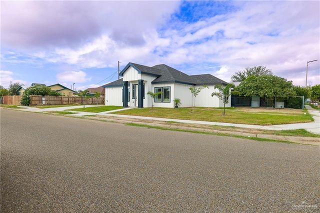 3322 Neptune Street, Edinburg, TX 78542