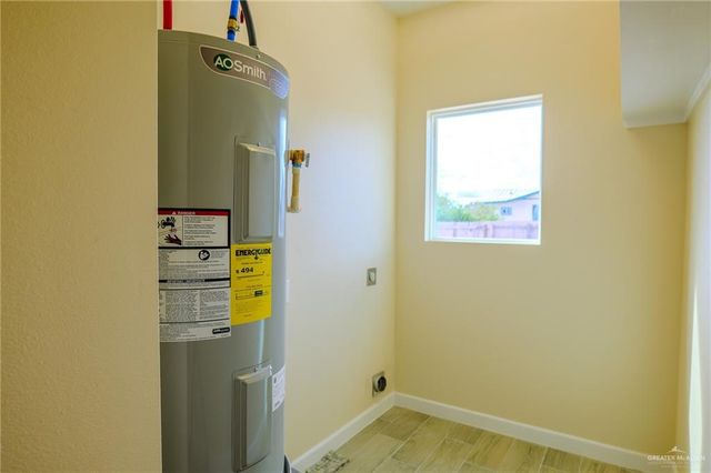 3322 Neptune Street, Edinburg, TX 78542