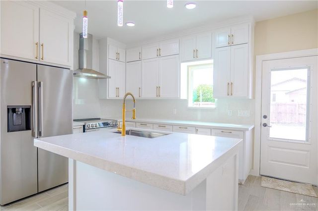 3322 Neptune Street, Edinburg, TX 78542