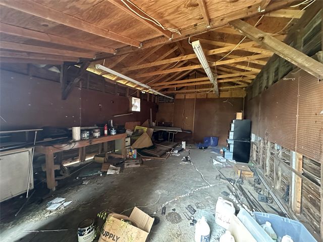 509 N Ross Avenue, Mexia, TX 76667