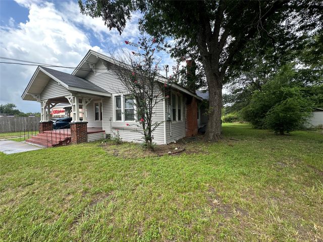 509 N Ross Avenue, Mexia, TX 76667