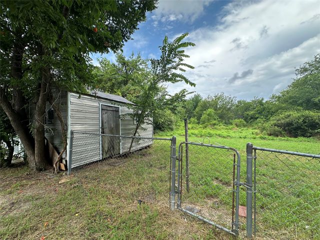 509 N Ross Avenue, Mexia, TX 76667