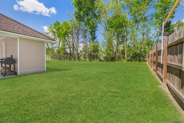 9555 Old Hermitage Pkwy, Baton Rouge, LA 70810