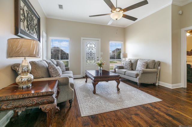 9555 Old Hermitage Pkwy, Baton Rouge, LA 70810