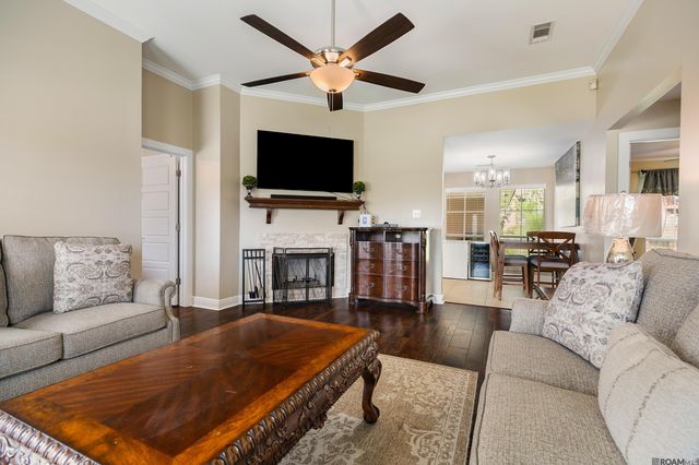 9555 Old Hermitage Pkwy, Baton Rouge, LA 70810