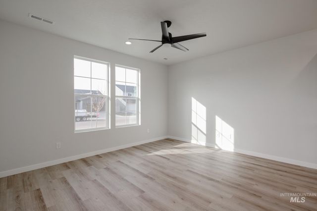 2954 E Boulder Basin Dr, Kuna, ID 83634