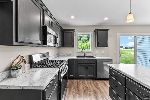 1155 Lagonda Trail, Fort Wayne, IN 46818