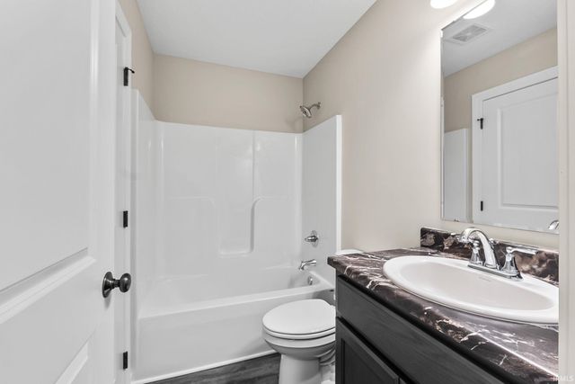 1155 Lagonda Trail, Fort Wayne, IN 46818