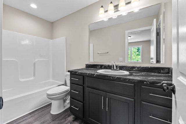 1155 Lagonda Trail, Fort Wayne, IN 46818
