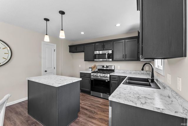1155 Lagonda Trail, Fort Wayne, IN 46818