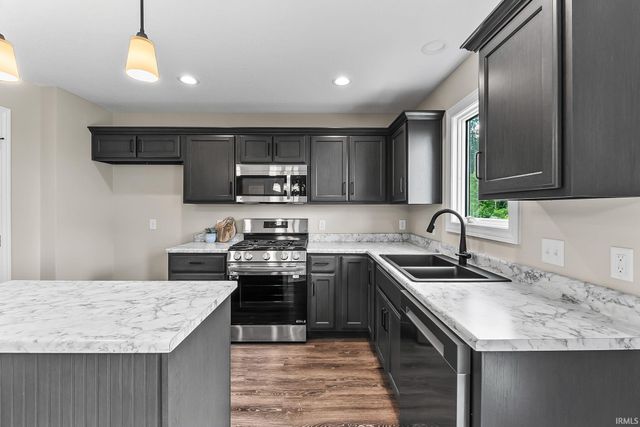 1155 Lagonda Trail, Fort Wayne, IN 46818